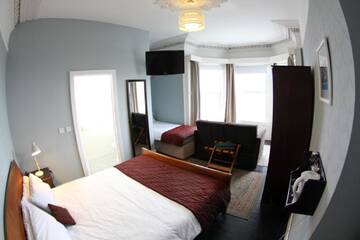 Фотографии Гостевой дом Rolling Wave Guesthouse г. Бандоран (Ирландия) №5 Фото Гостевой дом Rolling Wave Guesthouse г. Бандоран 5
