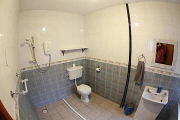 Фотографии Лоджи The Boathouse Lodge Hostel г. Бандоран (Ирландия) №3 Фото Лоджи The Boathouse Lodge Hostel г. Бандоран 3