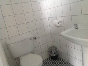 Фото номера Трехместный номер Гостевой дом Rolling Wave Guesthouse г. Бандоран 4
