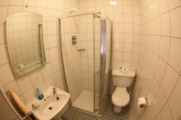 Фото номера Двухместный номер с 1 кроватью Гостевой дом Rolling Wave Guesthouse г. Бандоран 5