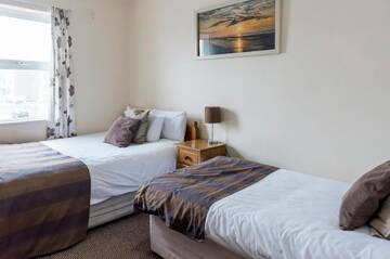 Фотографии Дома для отпуска Ocean View - 2 Bed Townhouse г. Бандоран (Ирландия) №4 Фото Дома для отпуска Ocean View - 2 Bed Townhouse г. Бандоран 4
