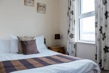 Фото номера Таунхаус с 2 спальнями Дома для отпуска Ocean View - 2 Bed Townhouse г. Бандоран 61