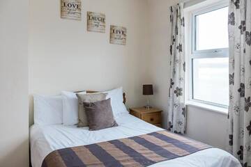 Фото номера Таунхаус с 2 спальнями Дома для отпуска Ocean View - 2 Bed Townhouse г. Бандоран 62