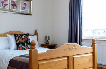 Фото номера Отдельный дом с 4 спальнями Дома для отпуска Portbeg Holiday Homes at Donegal Bay г. Бандоран 72