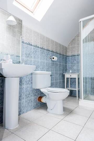 Фото номера Отдельный дом с 4 спальнями Дома для отпуска Portbeg Holiday Homes at Donegal Bay г. Бандоран 51