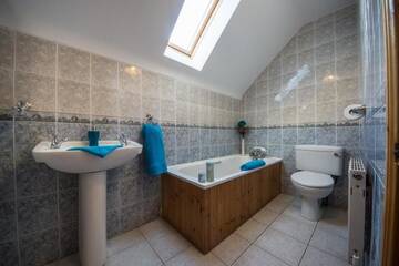 Фото номера Отдельный дом с 4 спальнями Дома для отпуска Portbeg Holiday Homes at Donegal Bay г. Бандоран 77