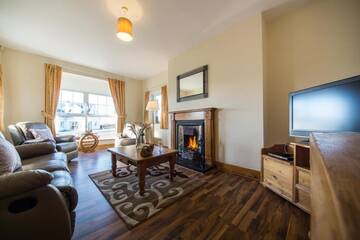 Фото номера Отдельный дом с 4 спальнями Дома для отпуска Portbeg Holiday Homes at Donegal Bay г. Бандоран 84