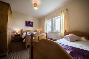 Фото номера Отдельный дом с 4 спальнями Дома для отпуска Portbeg Holiday Homes at Donegal Bay г. Бандоран 85