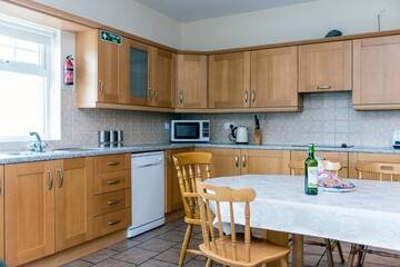 Фото номера Отдельный дом с 4 спальнями Дома для отпуска Portbeg Holiday Homes at Donegal Bay г. Бандоран 61