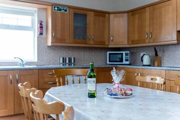 Фото номера Отдельный дом с 4 спальнями Дома для отпуска Portbeg Holiday Homes at Donegal Bay г. Бандоран 62