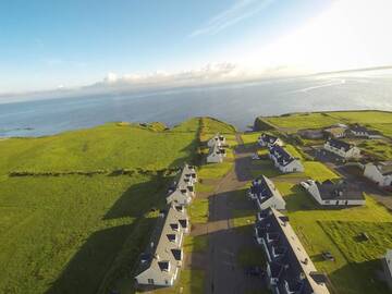 Фото номера Отдельный дом с 4 спальнями Дома для отпуска Portbeg Holiday Homes at Donegal Bay г. Бандоран 86